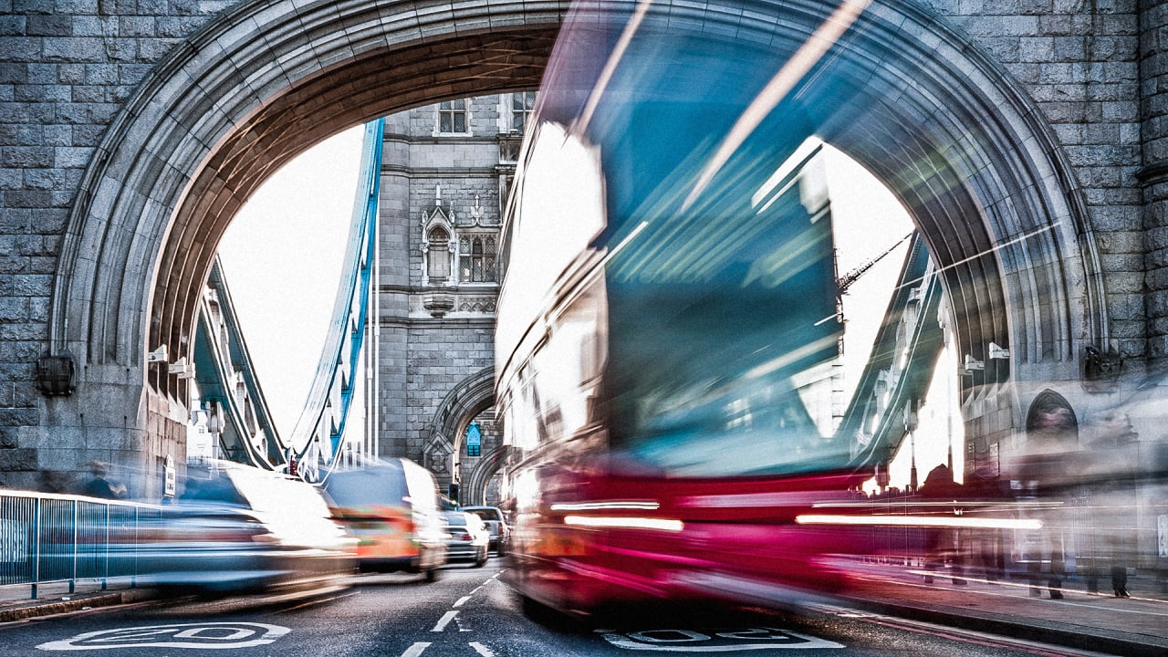Polluting cars now have to pay to drive within 140 square miles of London 1 Polluting cars now have to pay to drive within 140 square miles of London