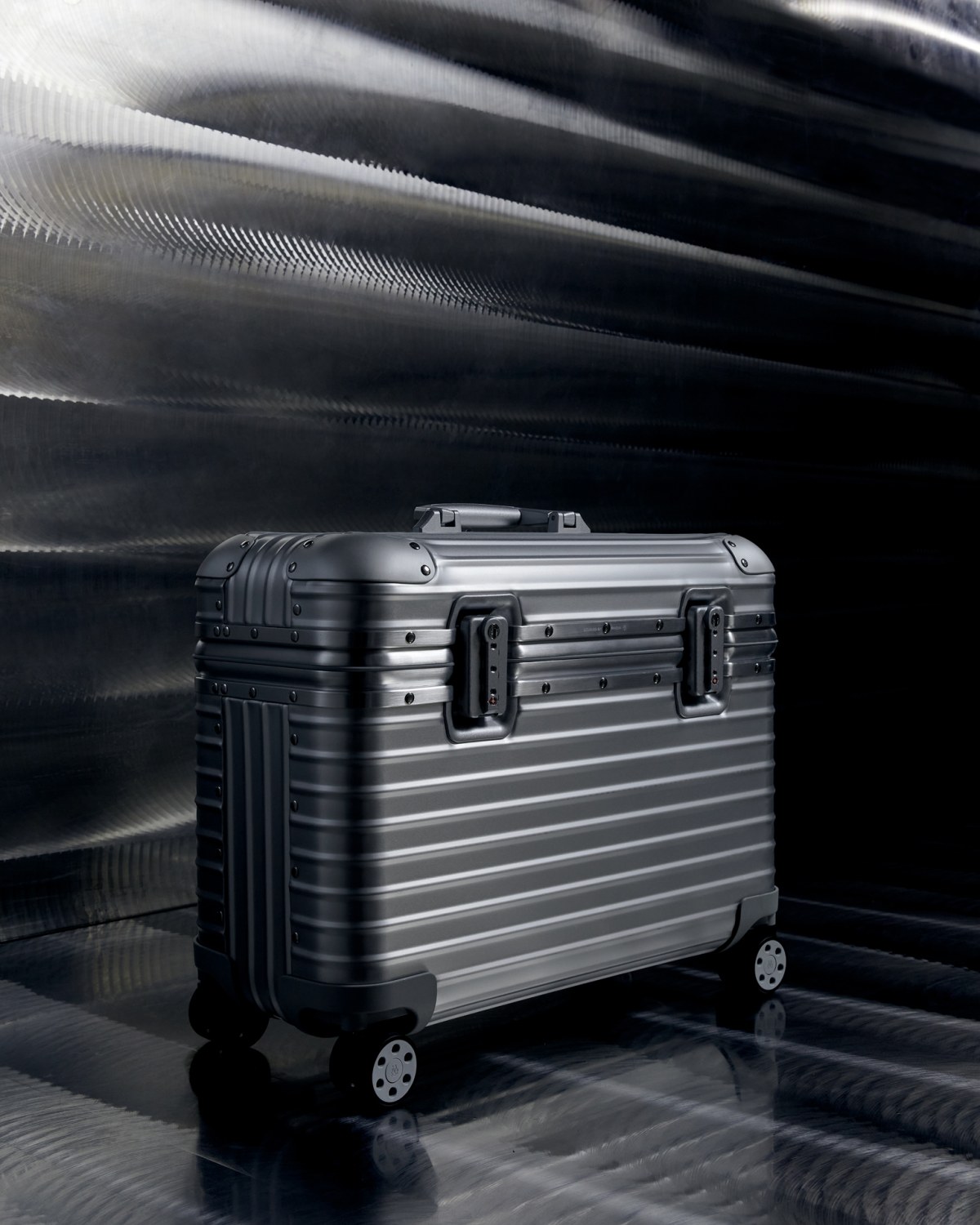 Rimowa's pilot bag is the suitcase of the summer