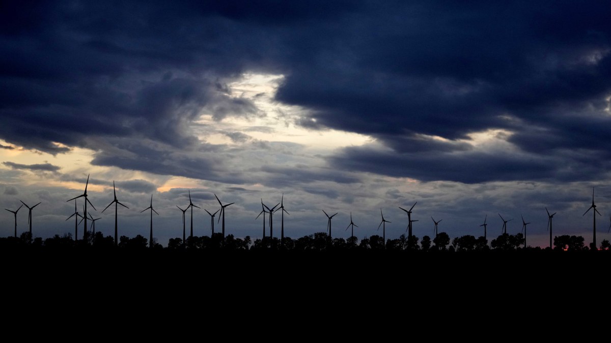 Wind and solar energy exploded in 2023 — but they need to ramp up even