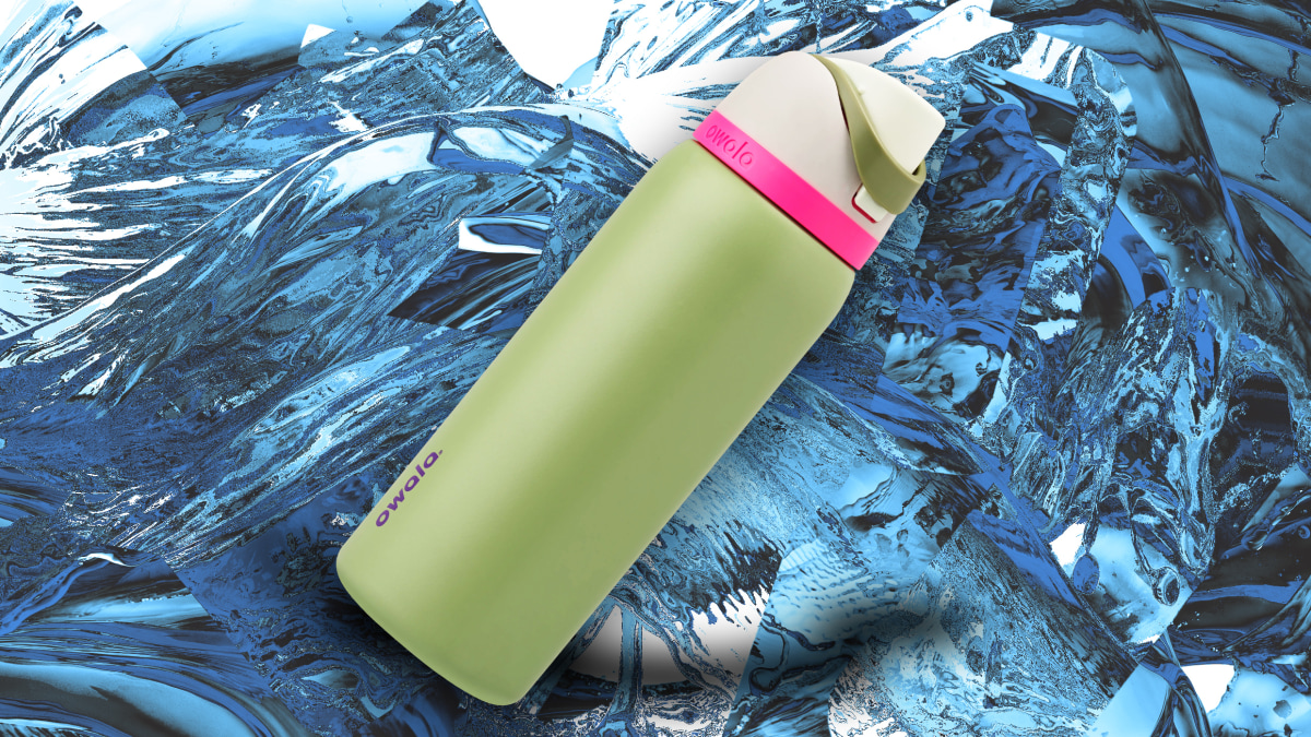 Viral Owala Freesip Water Bottle on Sale for a Limited Time