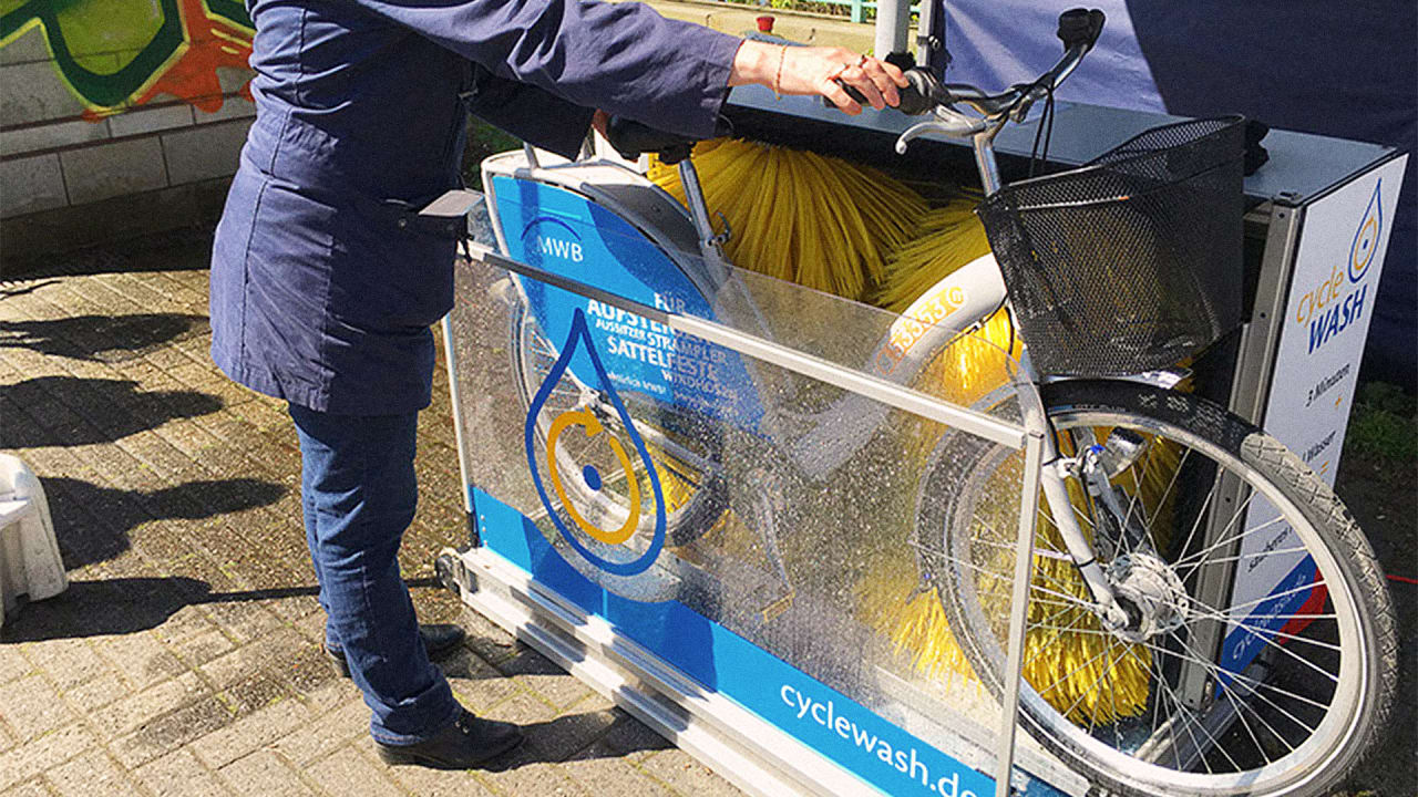 Topless Bike Wash