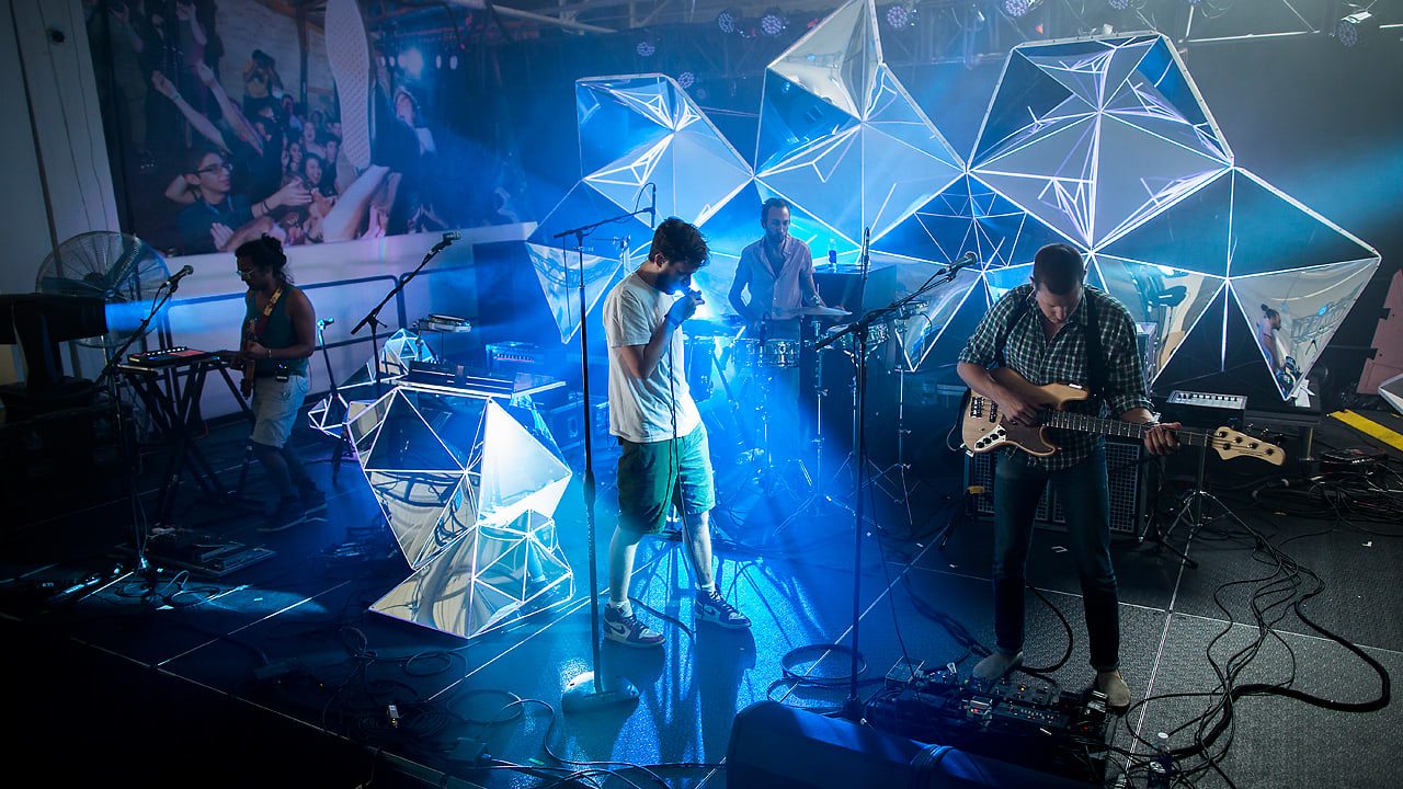 Indie Band Brings Stadium-Worthy Visuals To Small Clubs