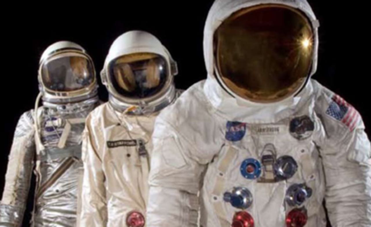 how-to-dress-like-an-astronaut