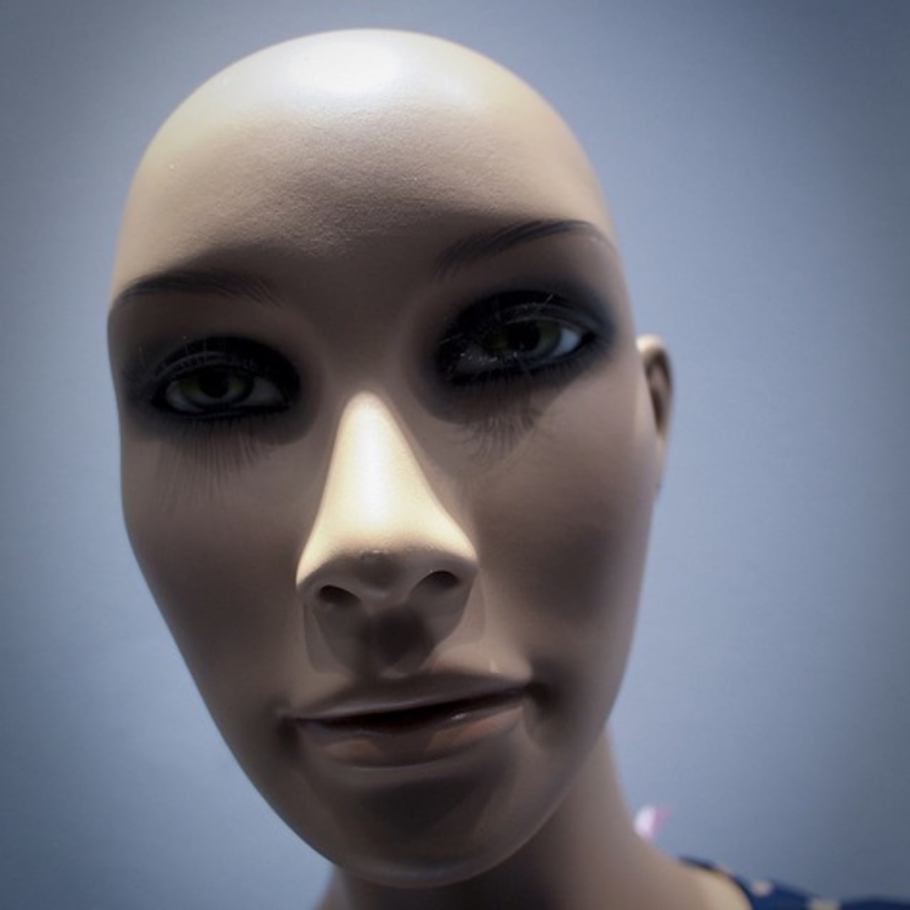 Retailers Are Watching Customers Using Mannequins With Eye Socket Came