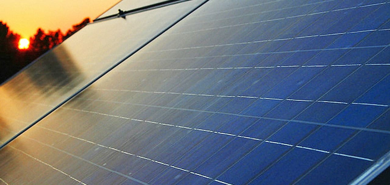 Warren Buffett The Proud New Owner Of The World’s Largest Solar Projec