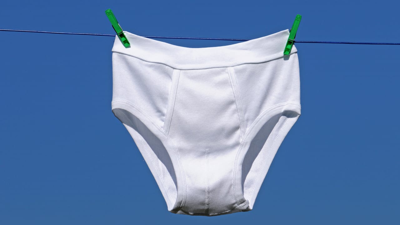 How Much Underwear Do You Need To Pack For Vacation? Here Are Some Hel