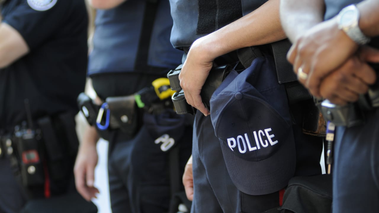 How Do Those Police Body Cameras Work Anyway?