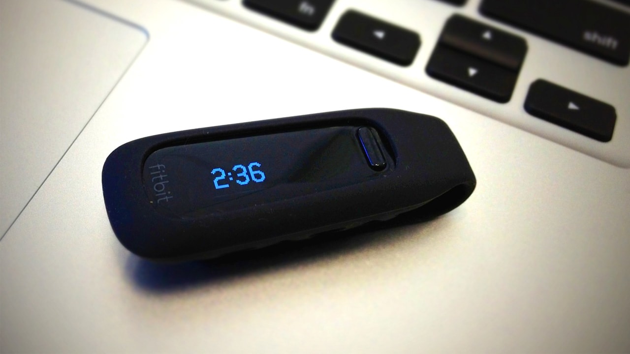 fitbit with apple phone