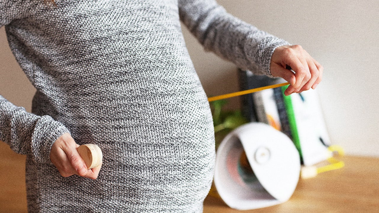This Smart Measuring Tape Helps Women Track A Healthy Pregnancy