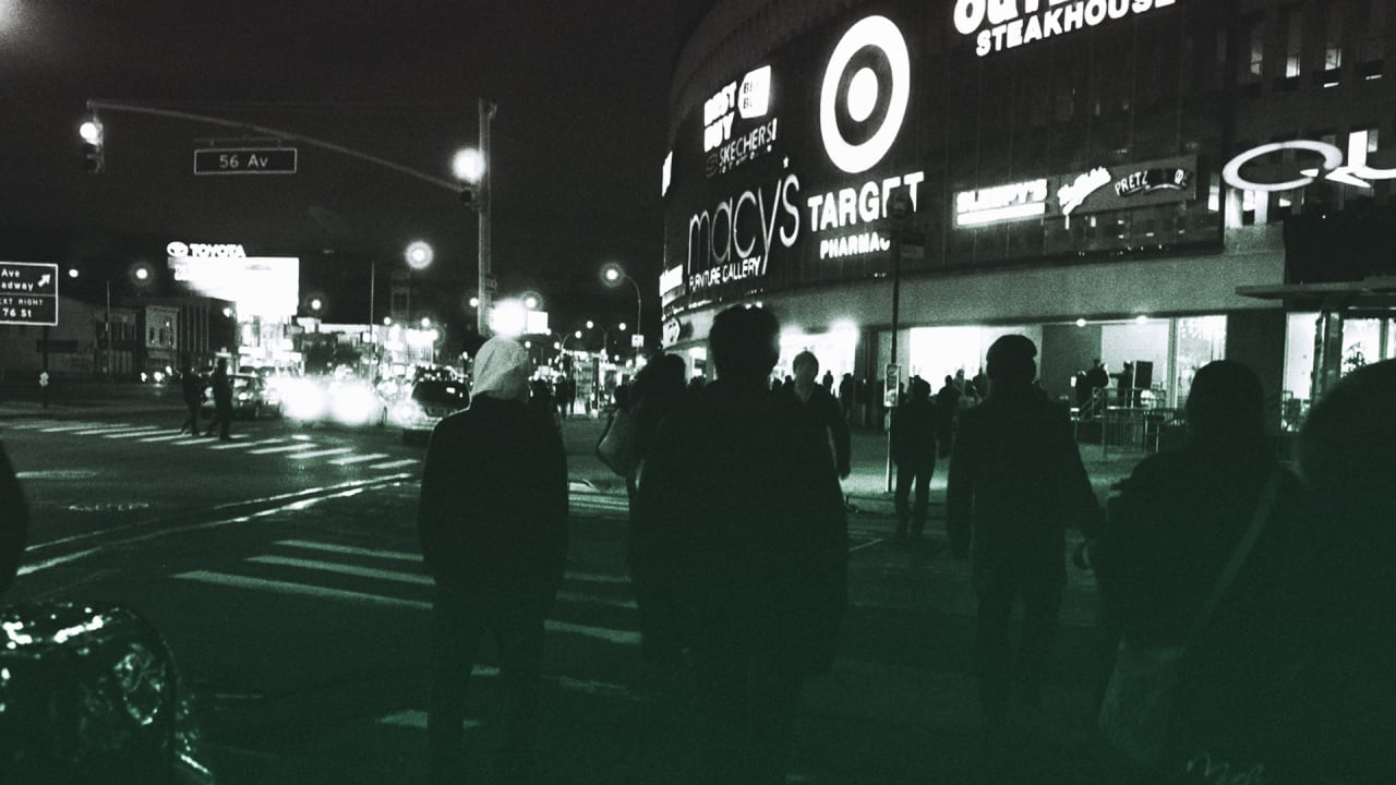 Apple Announces First Store In Queens
