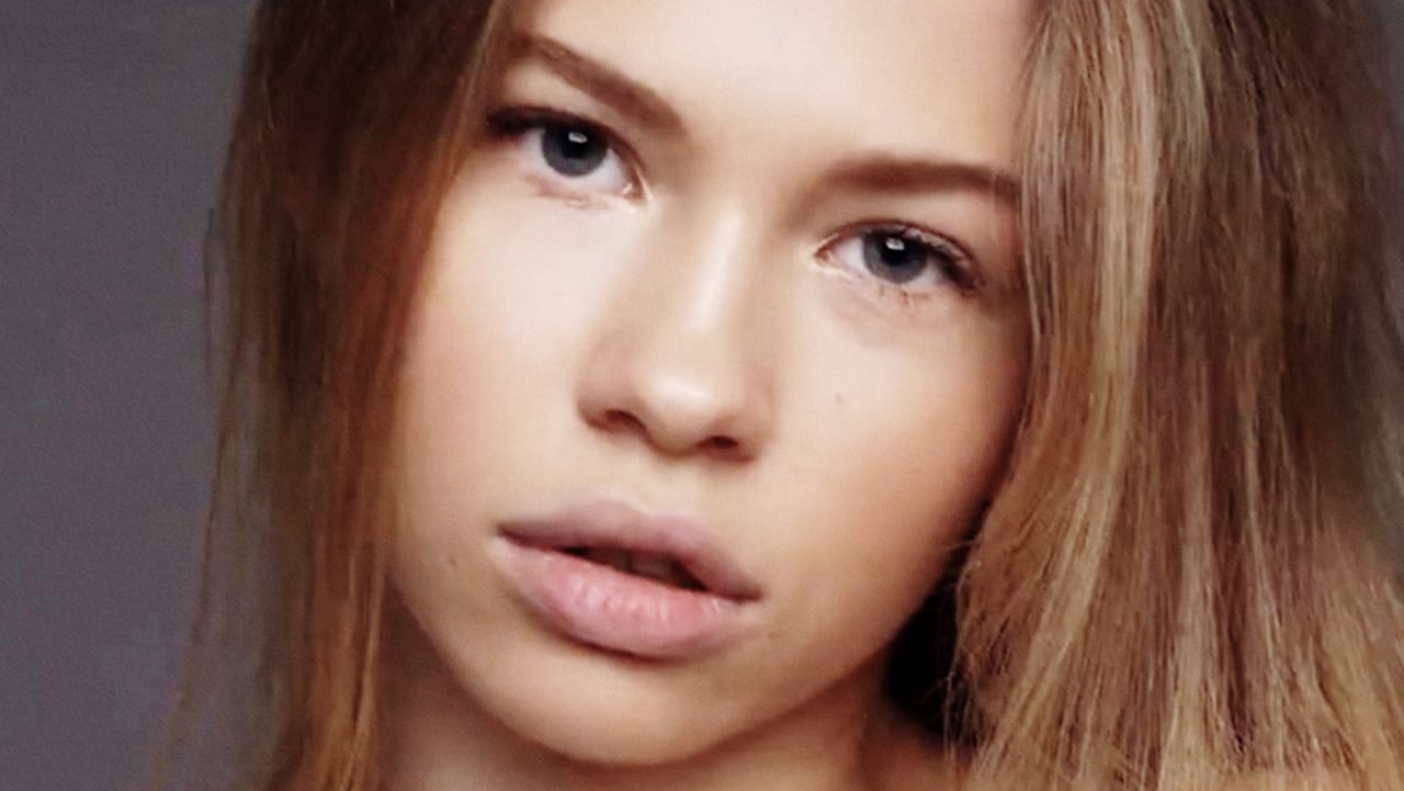 See Hours Of High-End Photoshop Retouching In These Short Time-Lapse Videos
