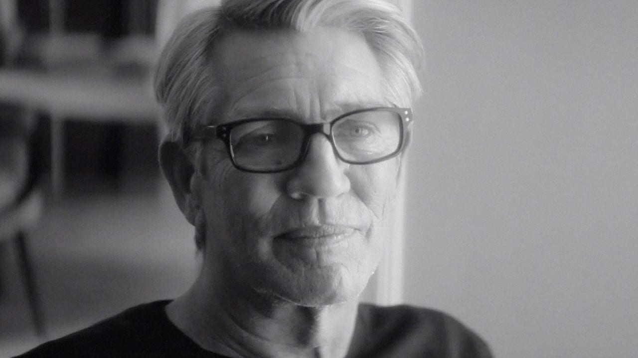 Eric Roberts Turns Weird Hair Obsessed Therapist In New Kerastase Spot