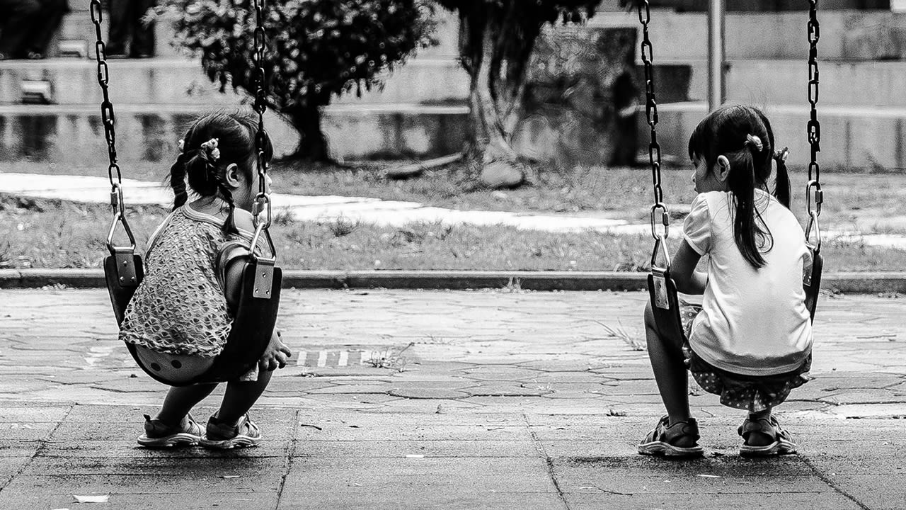is-there-a-small-talk-gender-gap