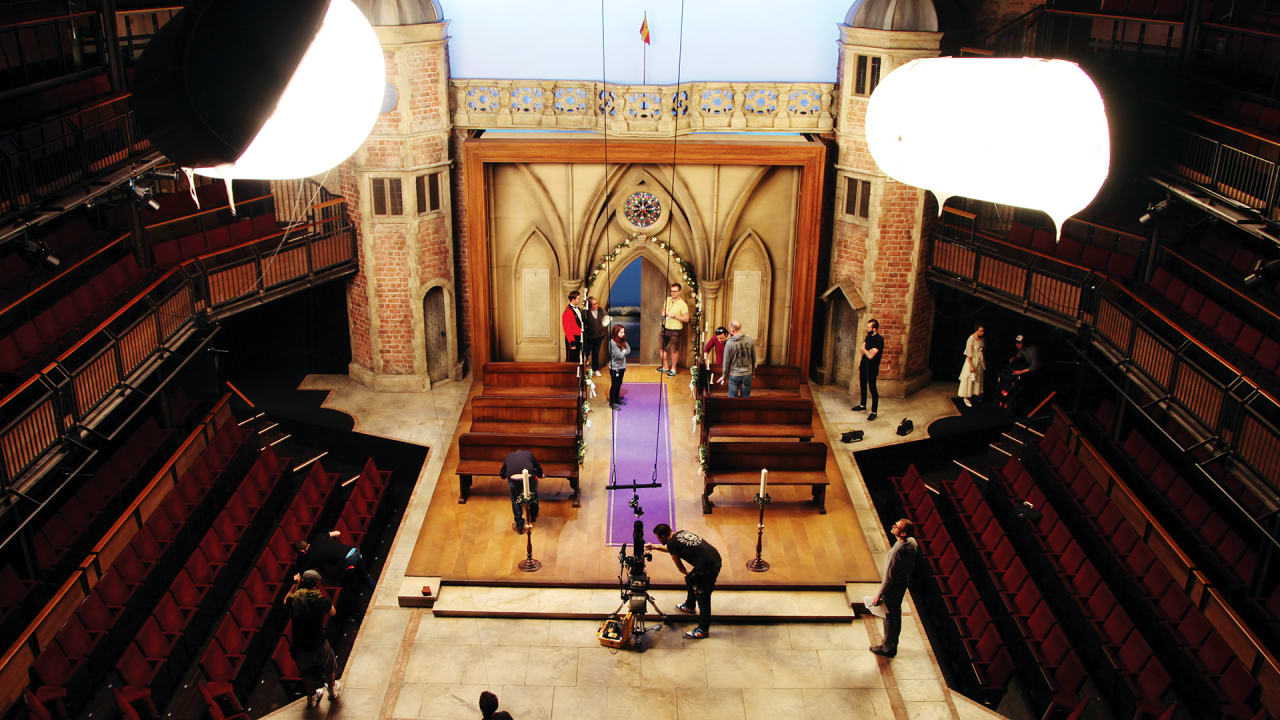 Samsung And The Royal Shakespeare Company Break Down The Bard In A New App