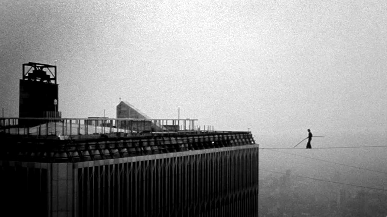 Фотографии пети. Филипп Пети канатоходец башни Близнецы. Philippe petit 1974. Французский канатоходец Филипп Пети. Филипп Пети прогулка между башнями-близнецами.