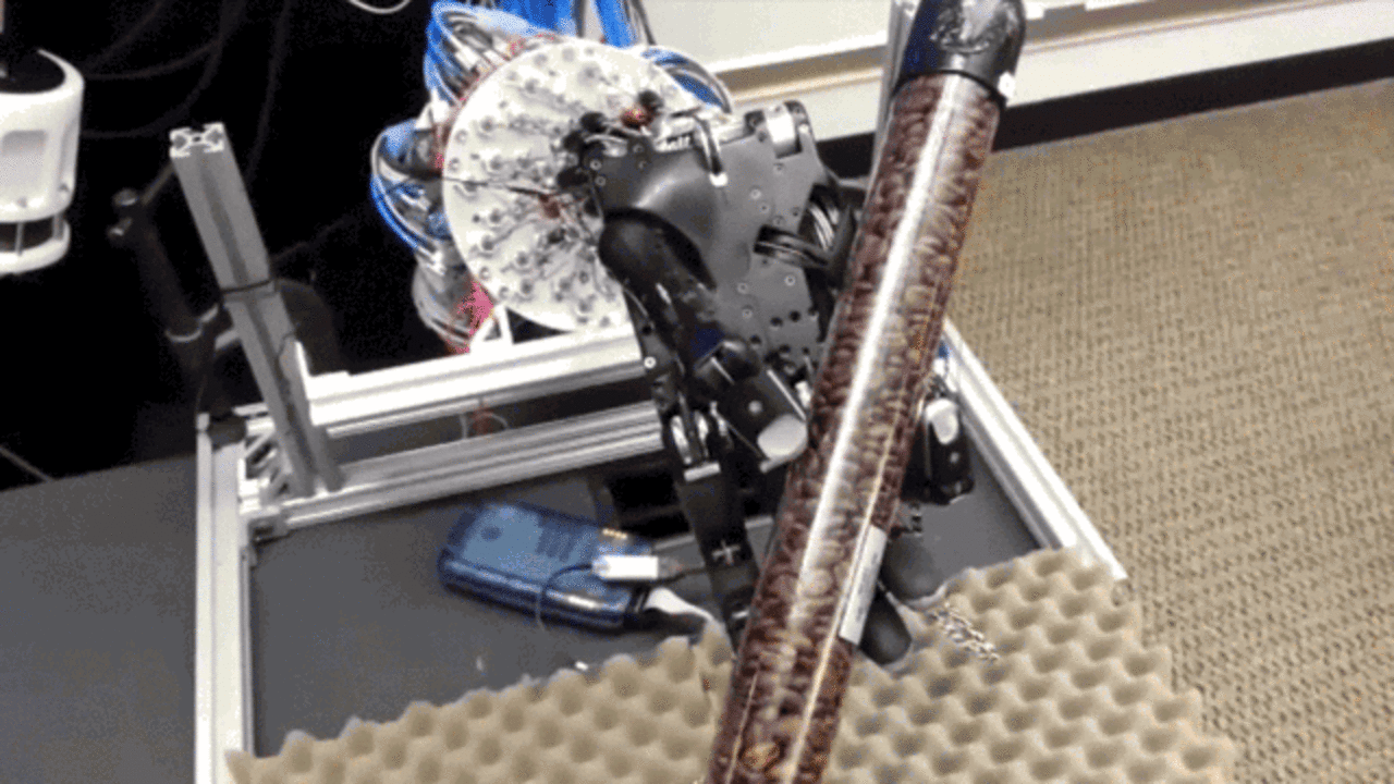 This Robot Hand Teaches Itself To Manipulate Objects Just Like A Human This Robot Hand Teaches Itself To Manipulate Objects Just Like A Human