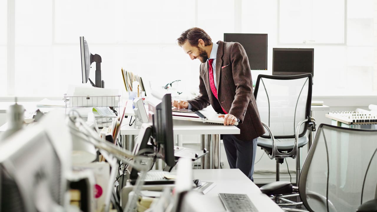 The First Timer S Guide To Choosing A Standing Desk You Won T End Up H