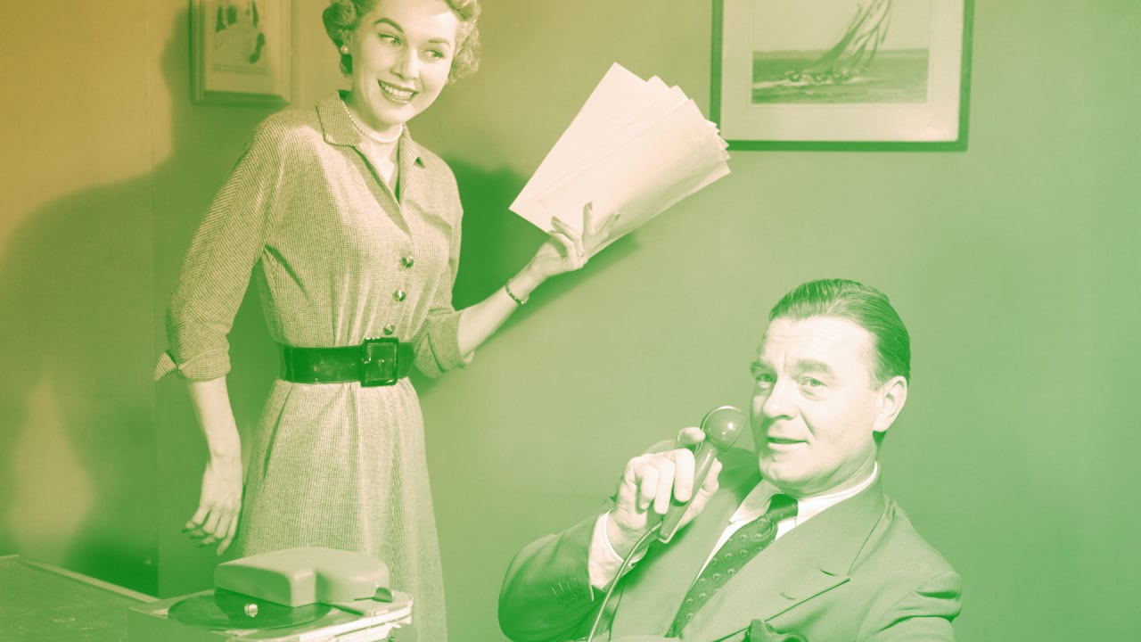 How To Deal With That Coworker Who S Acting Like Your Boss