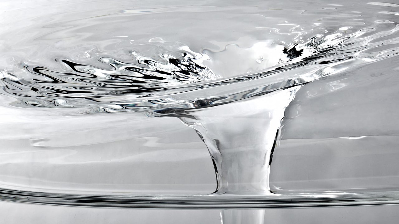 375k Table By Zaha Hadid Looks Like Rippling Water