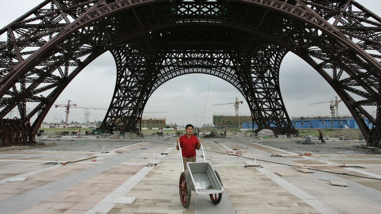 See What Paris Looks Like As A Dark, Empty, Chinese City