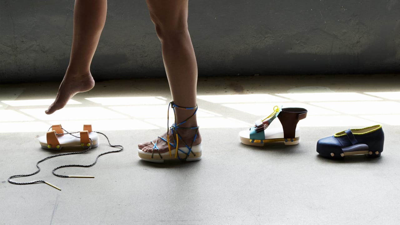 An Interchangeable Shoe That Adapts To Every Season