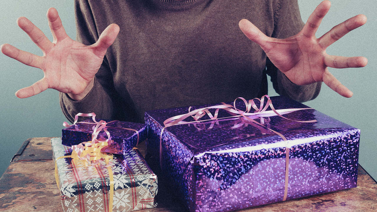 A Frog Designer’s Guide To Giving Presents