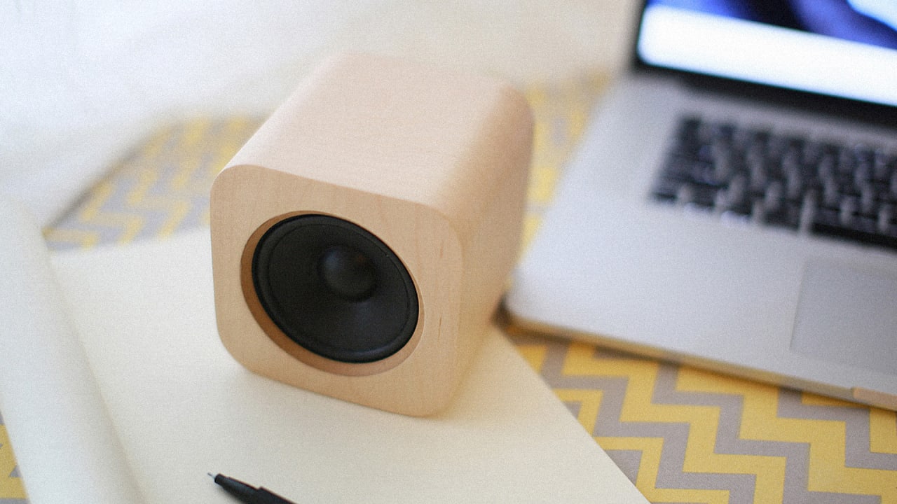 Control This Wireless Music Player With Gestures And Touch