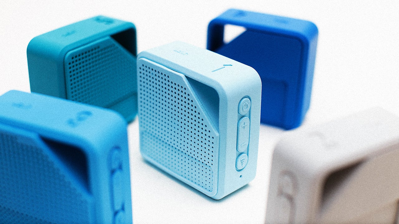 This Device Helps Blind People Navigate The World Through Sound