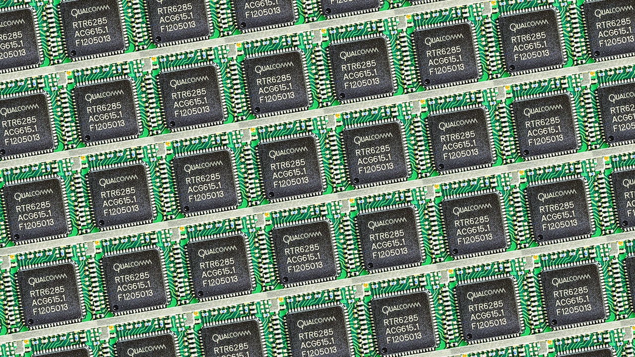 Ecosystem Fractures: How Leadership Change Accelerates Platform Tension