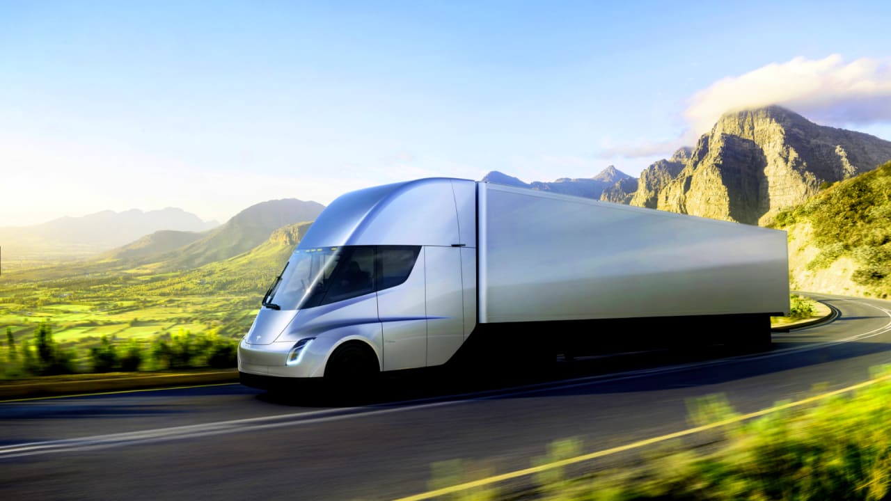 Pepsi just ordered 100 of Tesla’s new electric semis