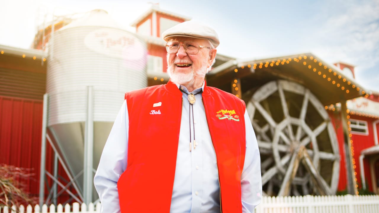 Bob’s Red Mill’s 89YearOld CEO Starts His Day With (Duh) Carbs