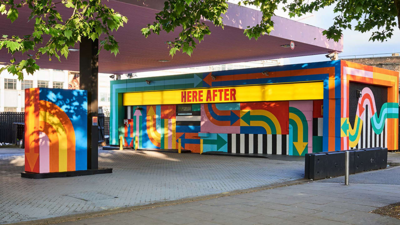 A Tour Of The World’s Coolest Supergraphics