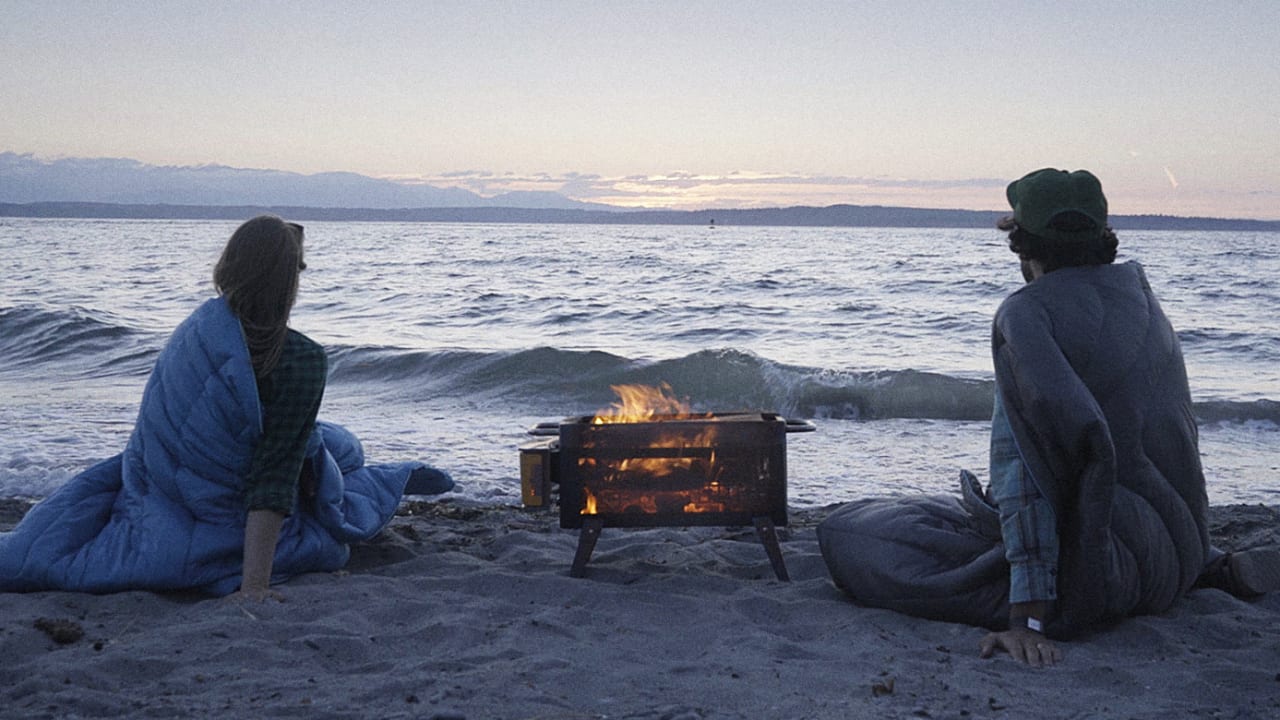 This Smokeless Grill Makes Me Want To Spend Summer On The Beach
