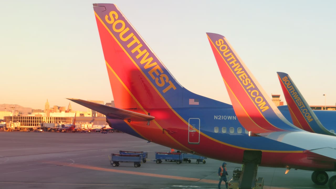 Southwest Airlines lawsuit "whitesonly" break room