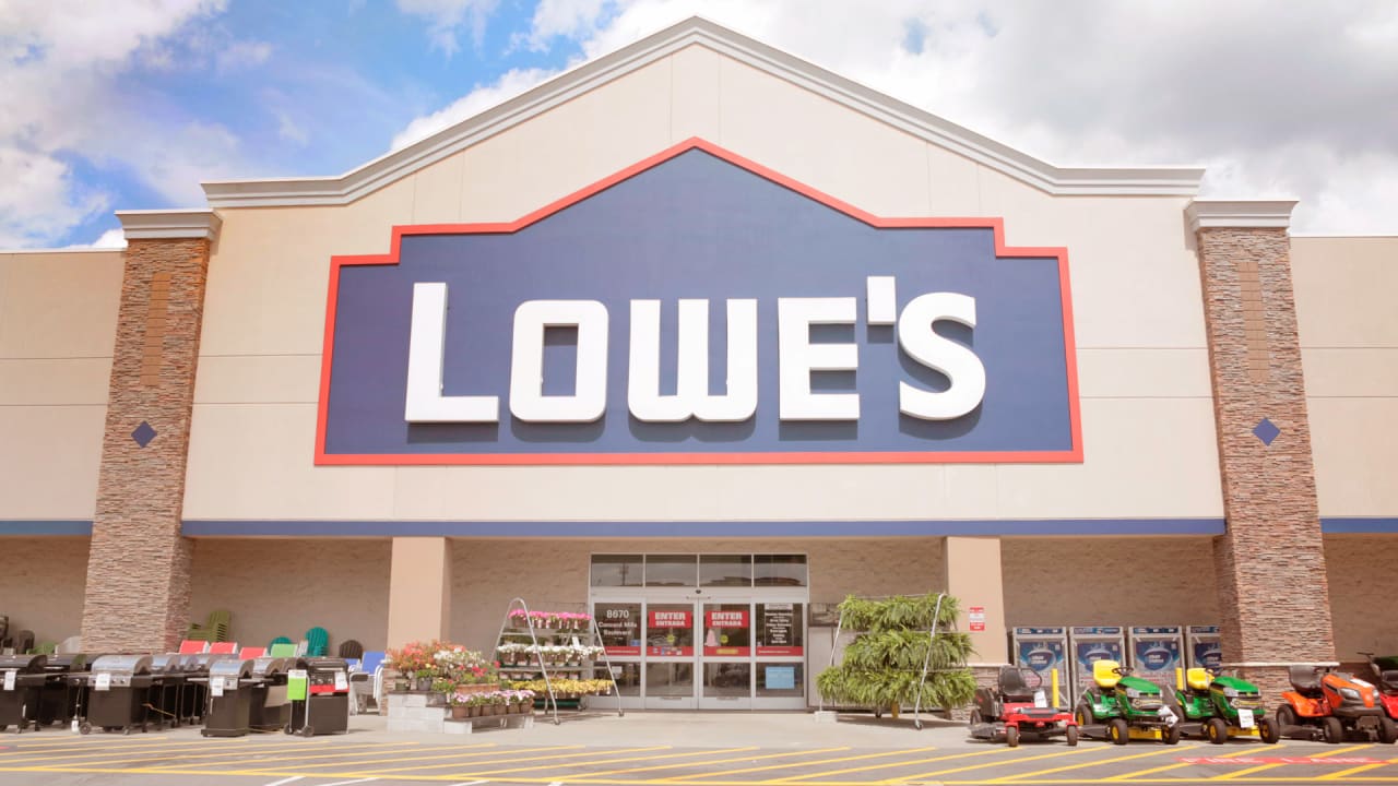 Lowe's to shut down all its Mexican stores