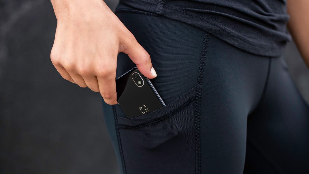 QnA VBage This $350 mini-smartphone helped cure my digital distraction