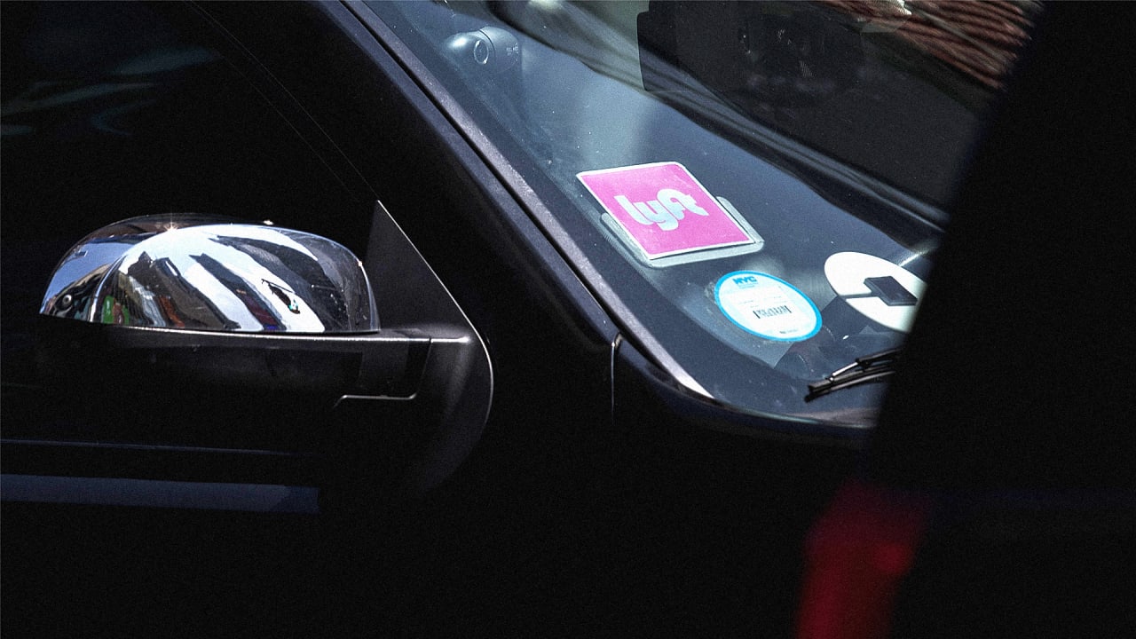 Lyft And Juno Sue Nyc Over Minimum Wage For App Based Drivers