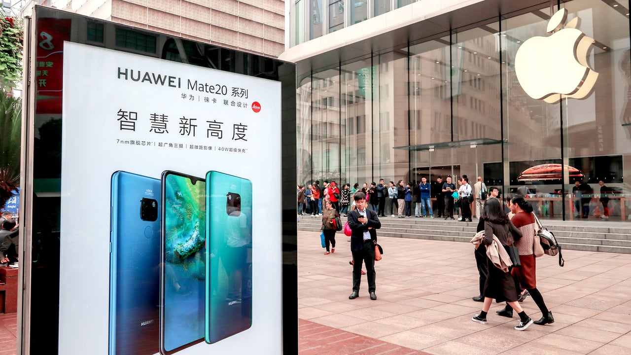 iPhone sales in China tanked by trade war, arrest of Huawei VP Meng Wa