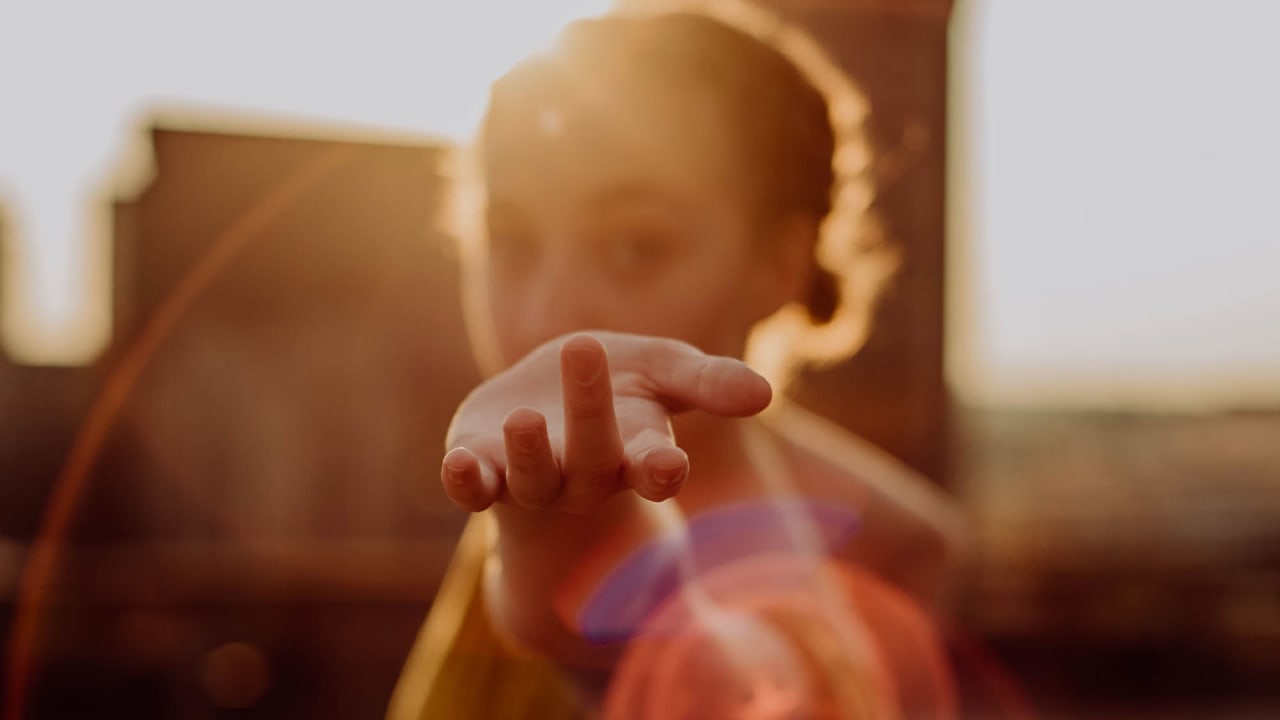 7 ways to gauge emotional intelligence through body language