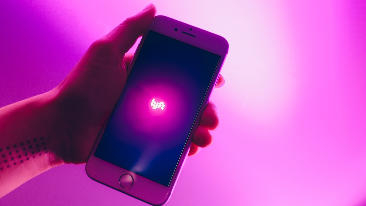 Lead left lyft ipo