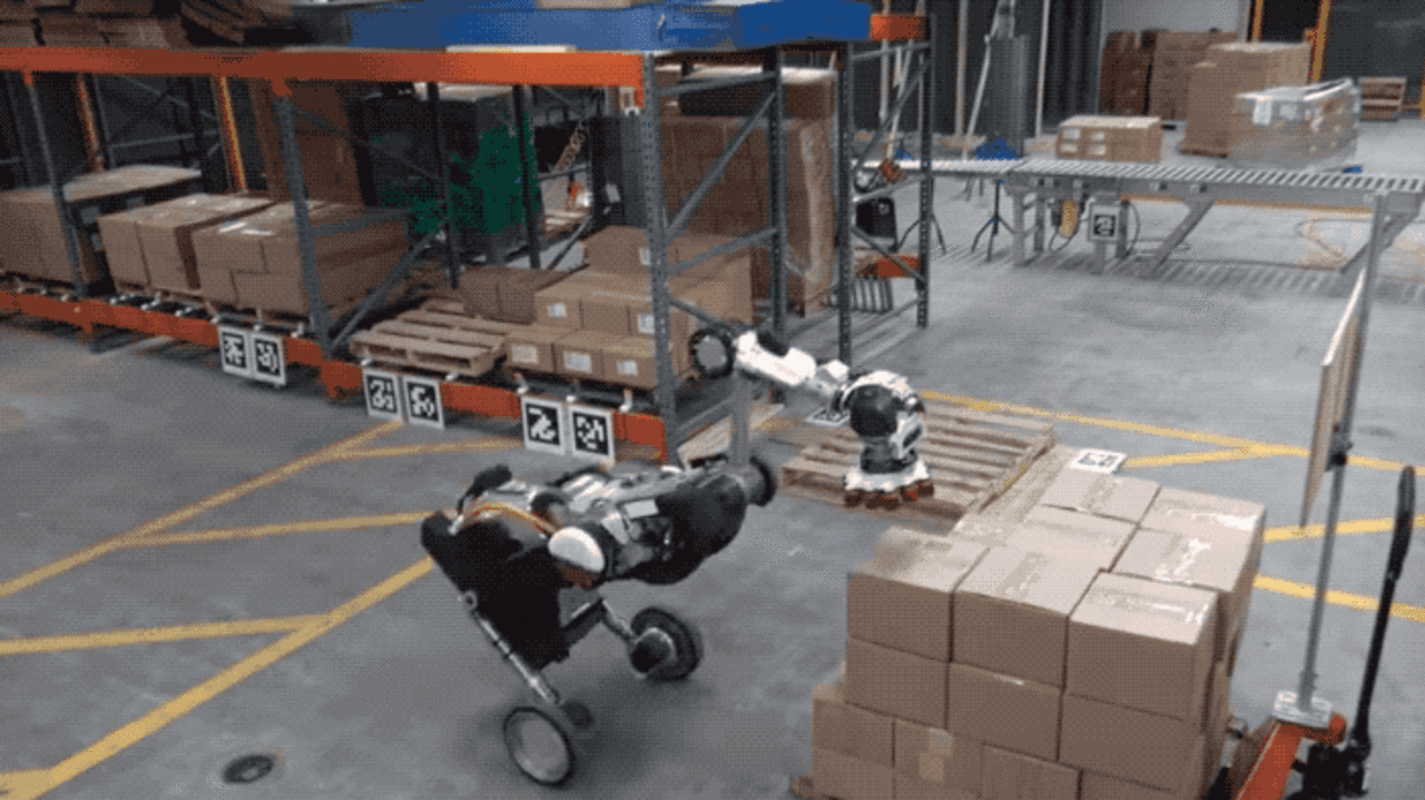 Unsettling Boston Dynamics robots may take warehouse jobs too