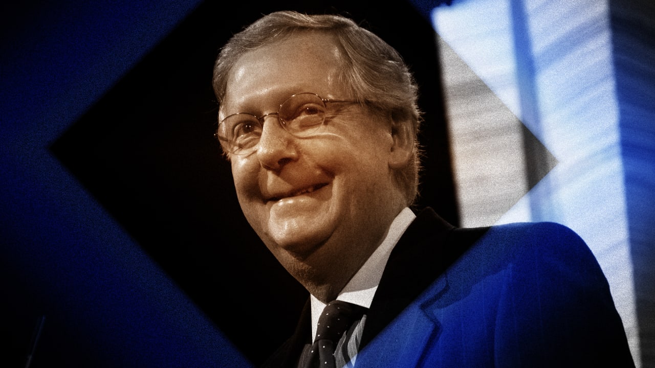 Cocaine' Mitch McConnell makes pathetic attempt to be badass