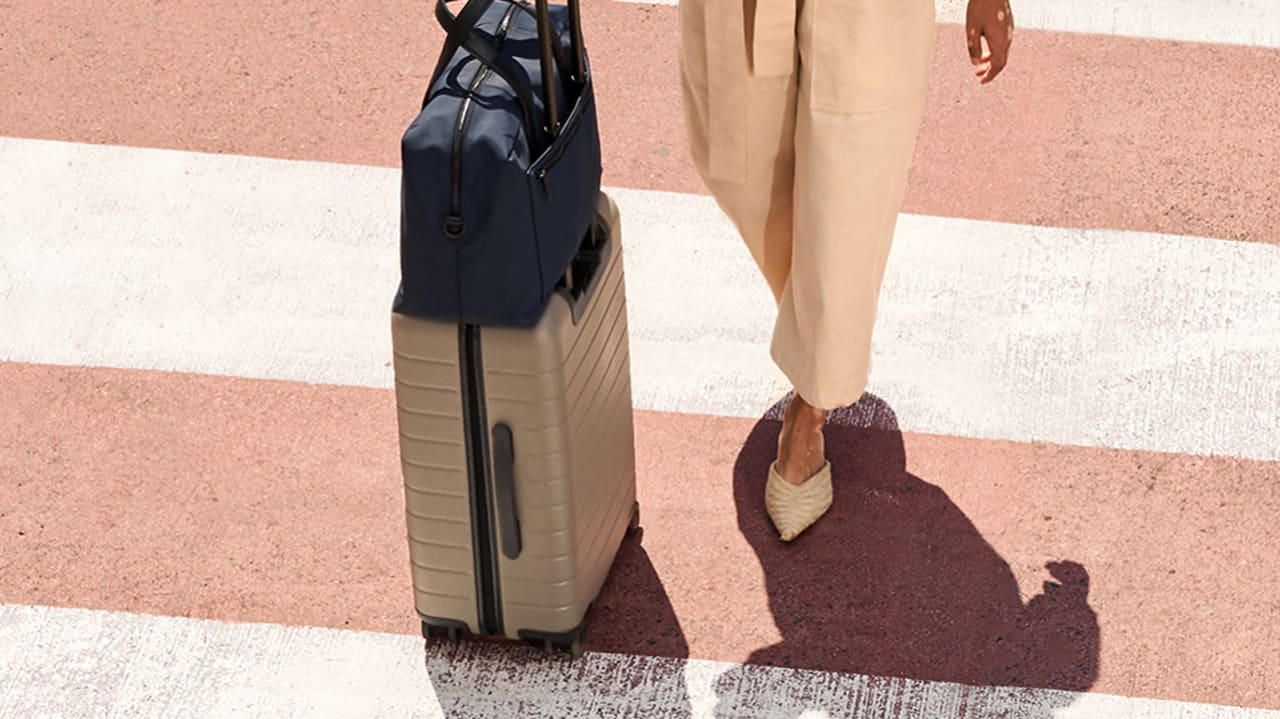 Is the AWAY Suitcase Worth all the Hype? Yes, Absolutely.