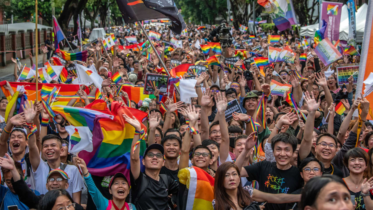 Taiwan Just Legalized Same Sex Marriage A First For Asia 