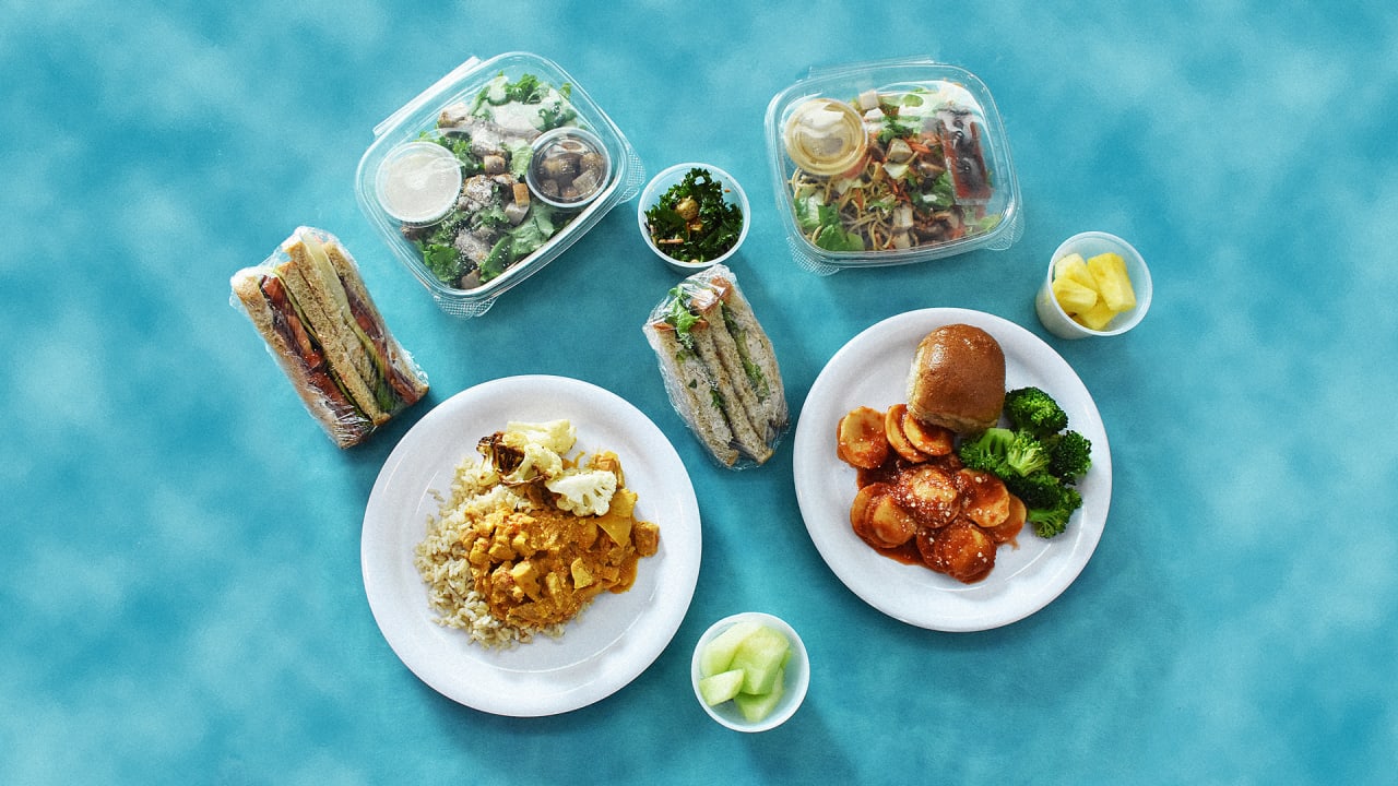 How this former high-end chef is helping schools kick chicken nuggets off the menu