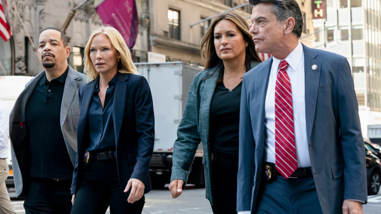 Omg Law Order Svu Just Made A Huge Announcementfans Are Going Wild - r4mz1bf