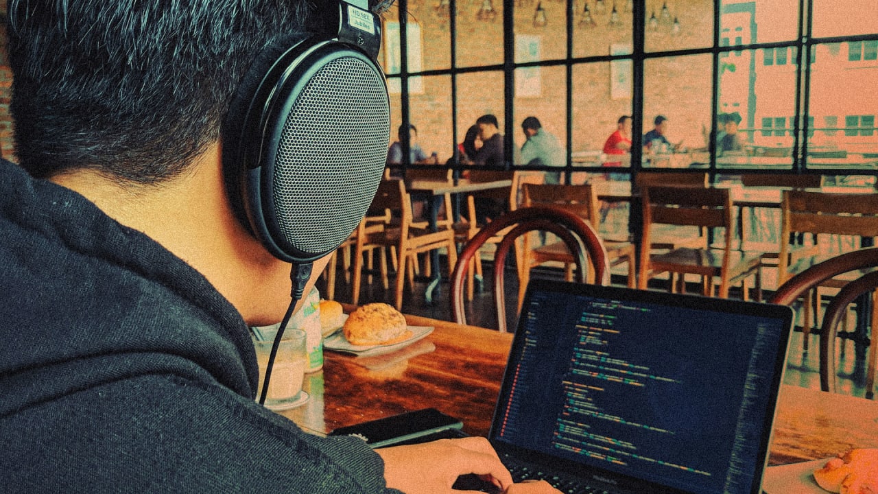 3 ways to reduce distractions in an open office