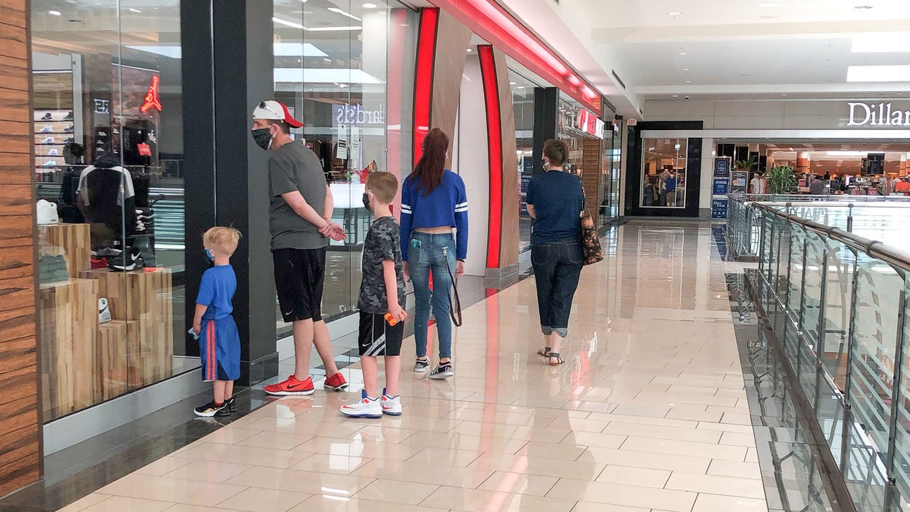 Mark Cuban Hired Secret Shoppers To Look Into Reopened Dallas Stores