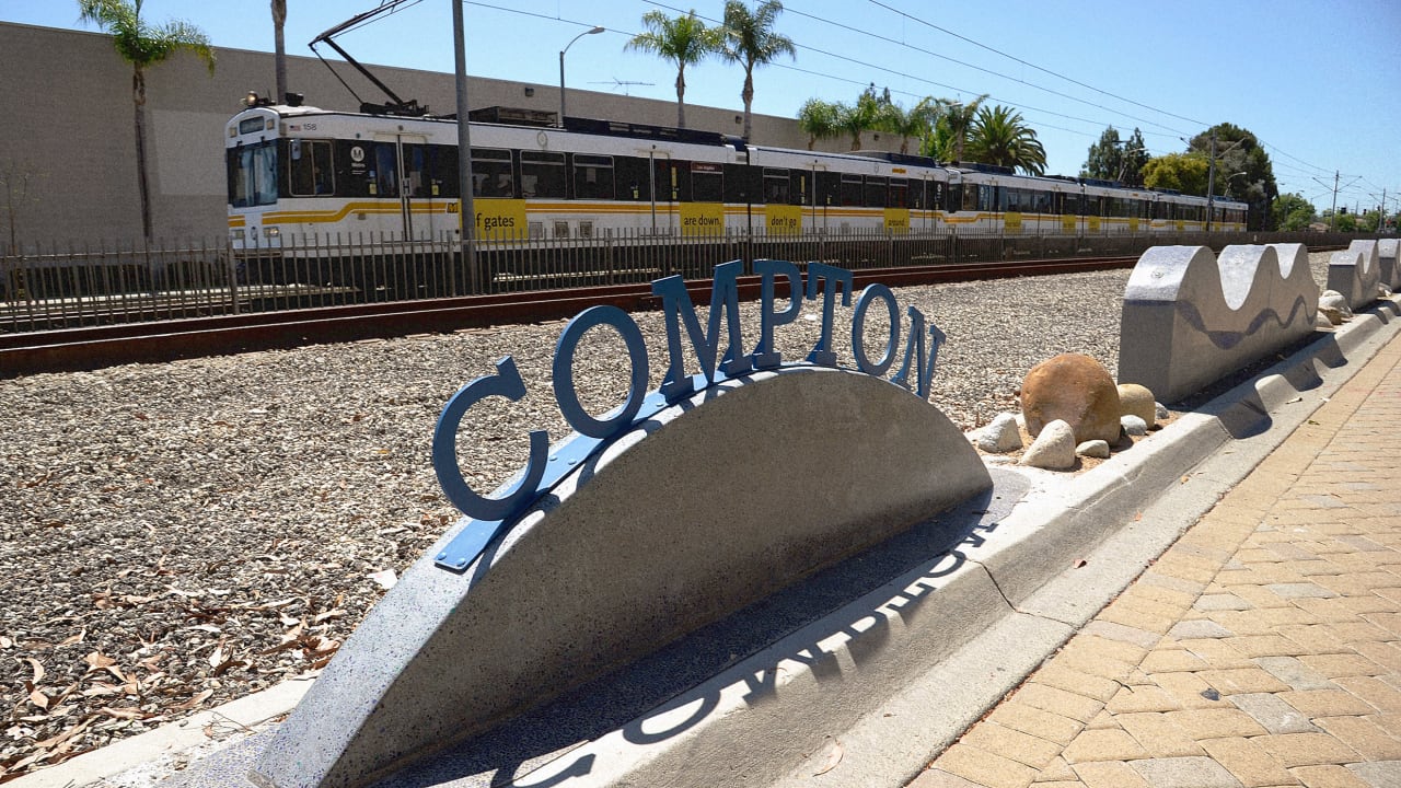 800 residents to get guaranteed income in Compton Pledge 2-year pilot program