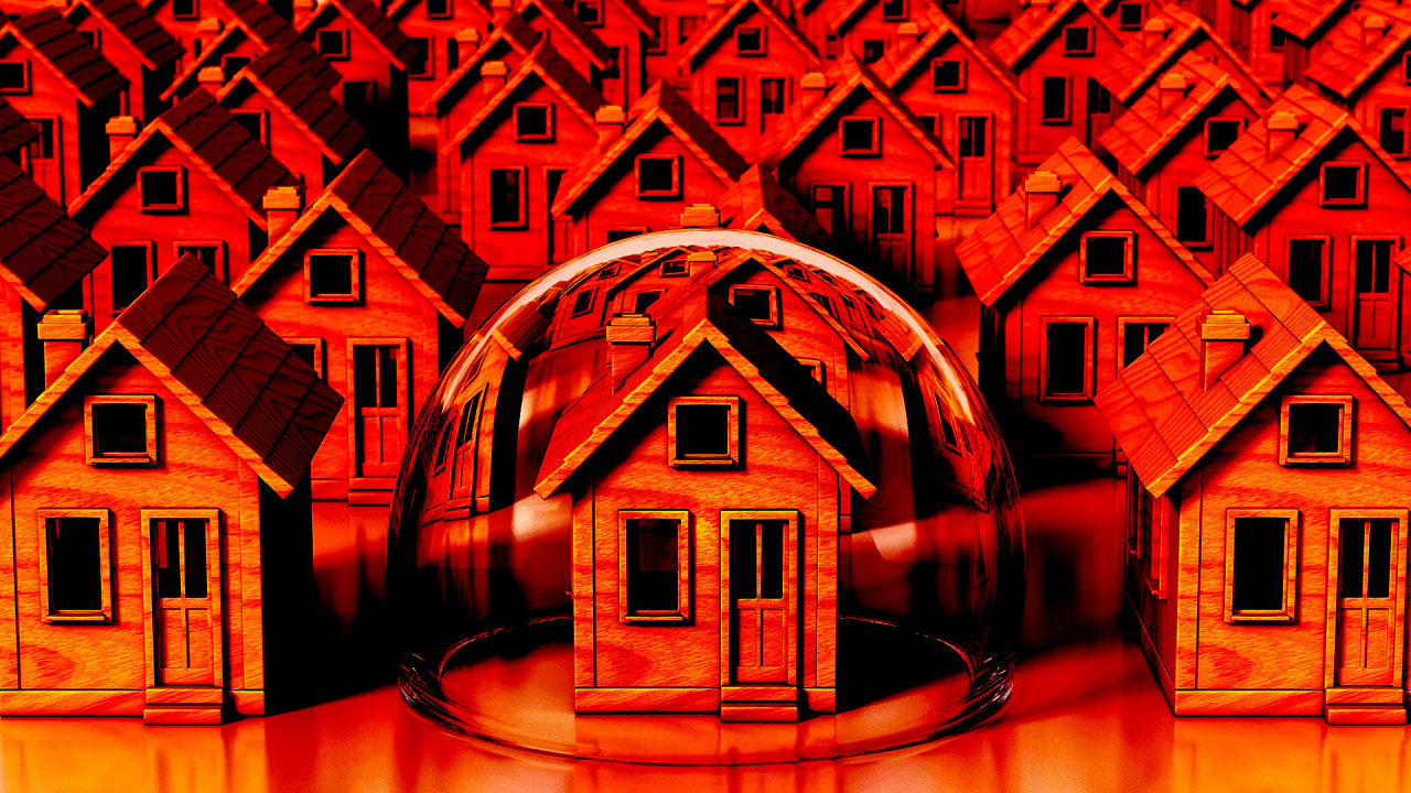 Will the housing market crash? Interest rates explained